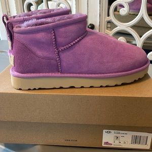 UGG Classic Ultra Mini Boots NEW